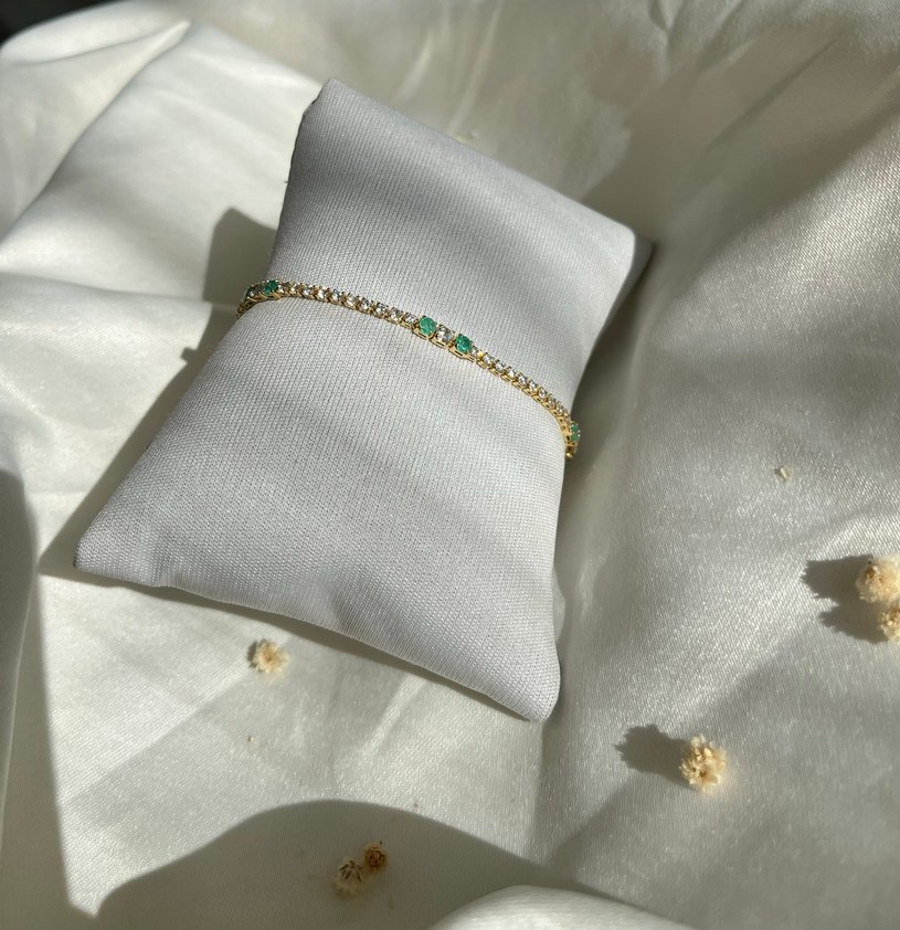 Yeşil İşlemeli İnce taşlı Bileklik - Görsel 3
