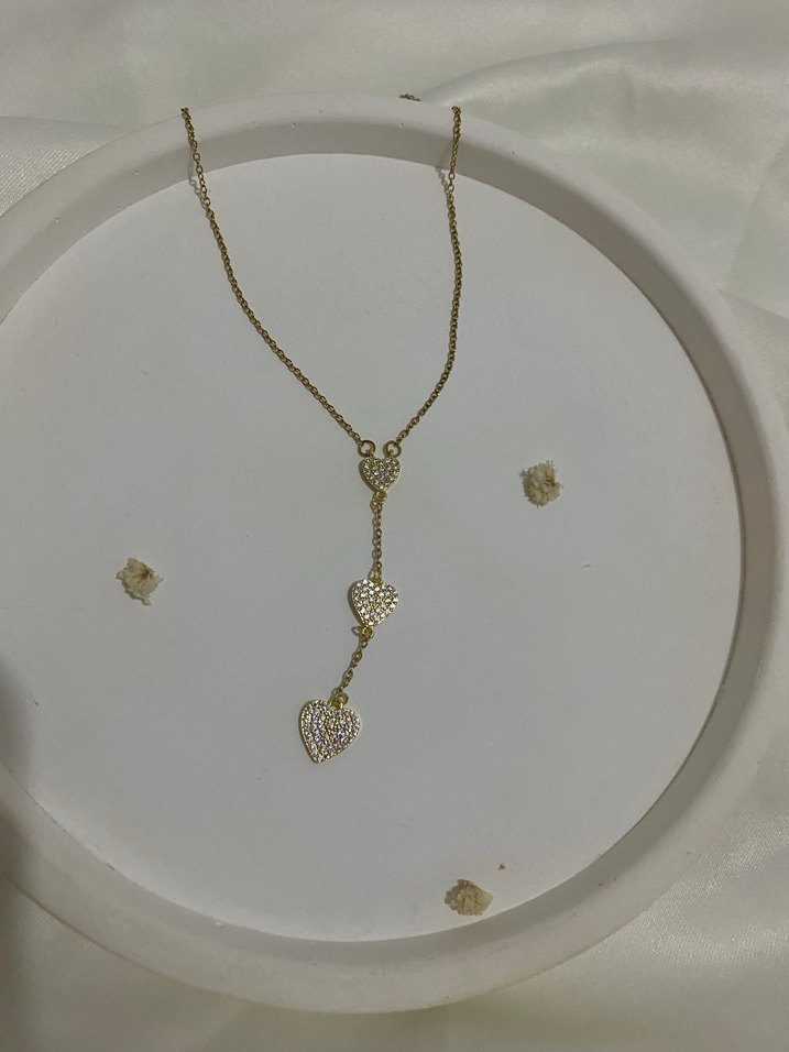 Zincir Detaylı Altın Renkli Minimalist Y Çelik Kolye - Görsel 2