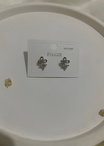 Mini gümüş renk Kadın Küpeler - Görsel 3