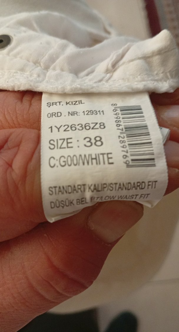 Düğmeli Beyaz Hamile Mini Şort - Görsel 4