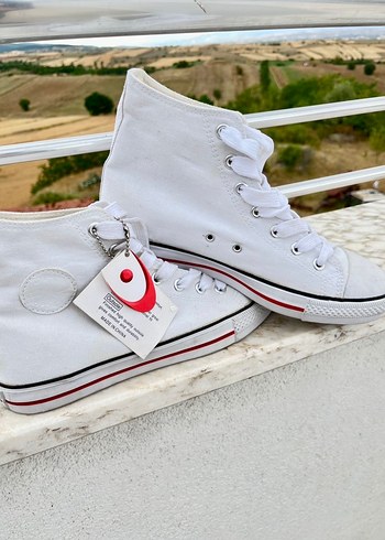 Beyaz Spor Ayakkabı - Görsel 3