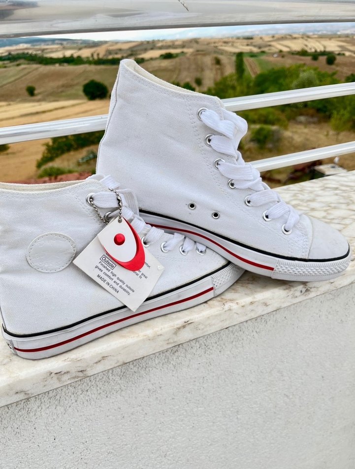 Beyaz Spor Ayakkabı - Görsel 3