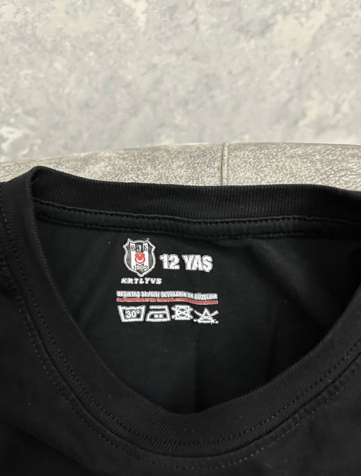 Kartal Yuvası Orijinal Beşiktaş Baskılı Siyah Tişört - Görsel 3