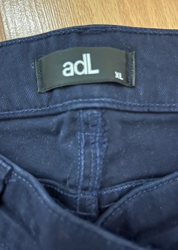 Adl Kadın Lacivert Pantolon - Görsel 2