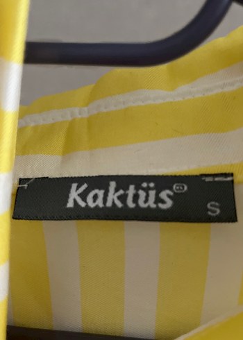 Sarı Nakışlı Uzun Kadın Elbise - Görsel 3