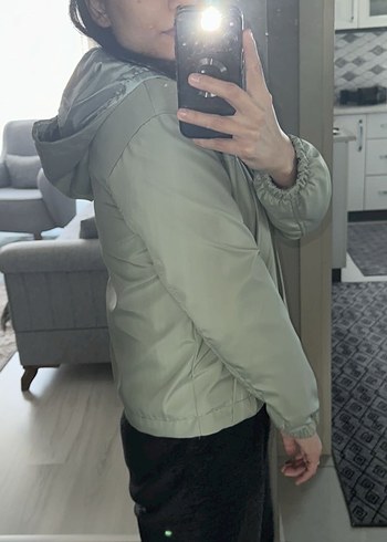 Su Yeşili Yağmurluk Mont - Görsel 5