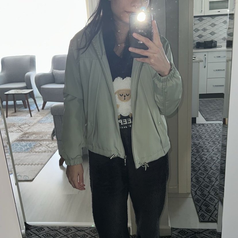 Su Yeşili Yağmurluk Mont - Görsel 4