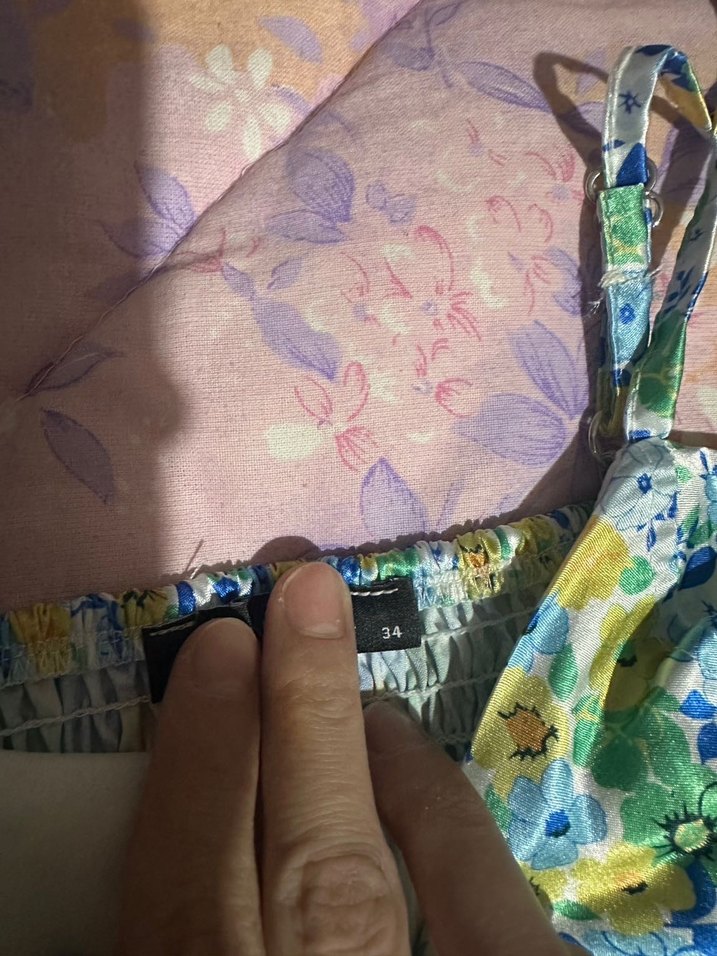 Çiçek Desenli Askılı Büstiyer - Görsel 3