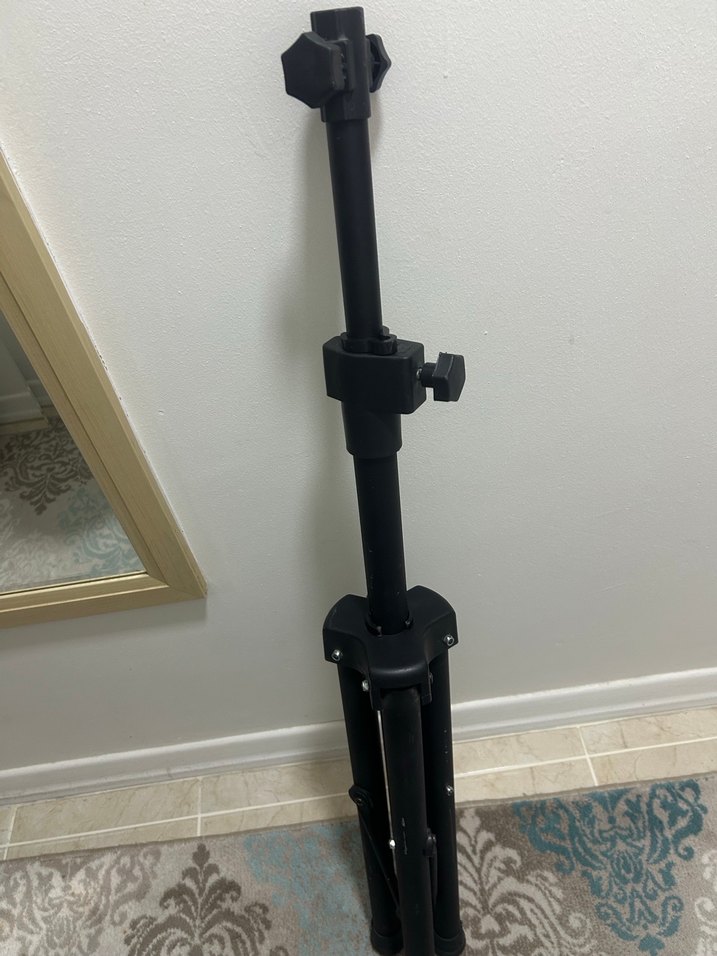 Siyah Ayarlanabilir Tripod ve Selfie Çubuğu - Görsel 2