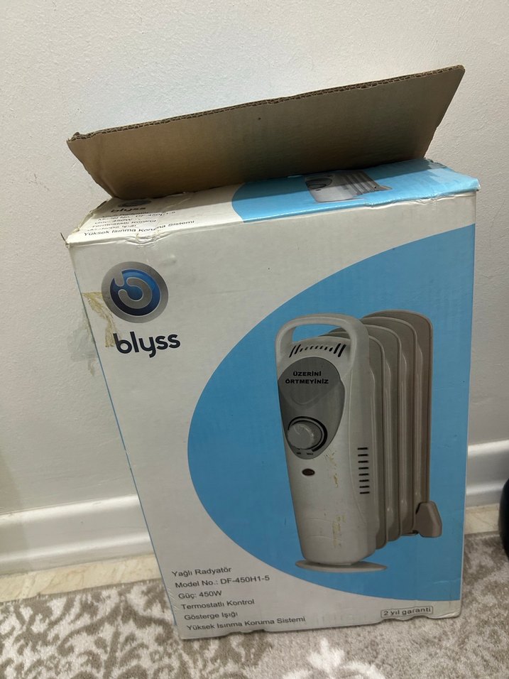 Beyaz ve Gri Elektrikli Isıtıcı - Görsel 3