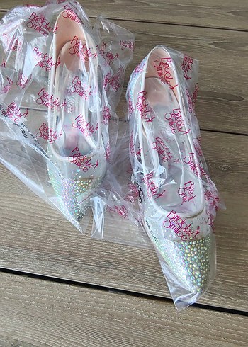 Beyaz Taşlı Yüksek Topuklu  Gelin Ayakkabısı - Görsel 4