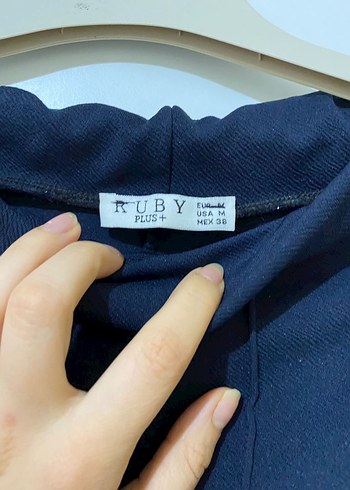 lacivert yelekli takım - Görsel 3