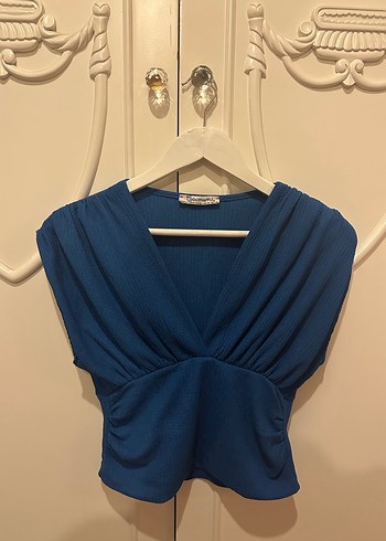 Kadın Mavi Pilili V Yaka Kolsuz Bluz - Görsel 2