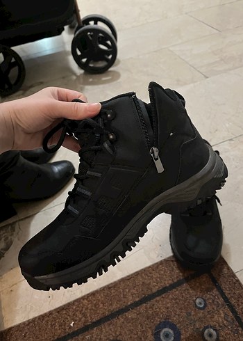 Siyah Bağcıklı Erkek bot - Görsel 3