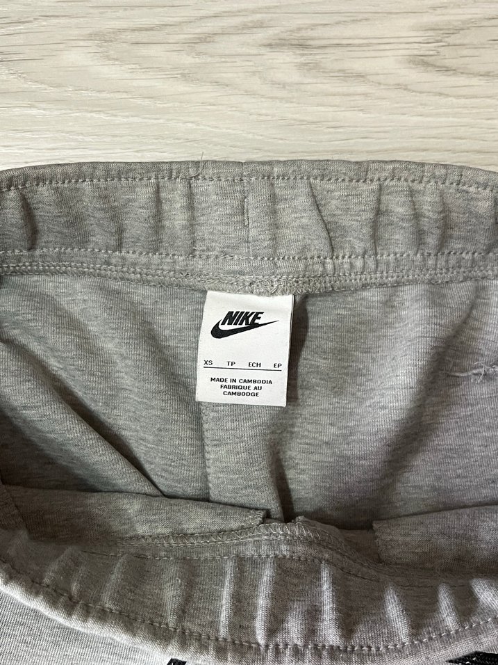 Nike Gri Eşofman Altı - Görsel 4