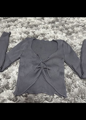 Gri V Yaka Triko Kadın Kazak - Görsel 3