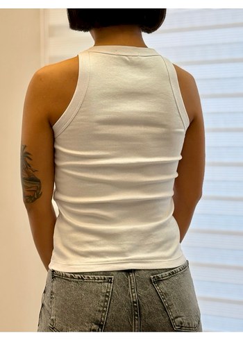 Beyaz Çizgili Örme Yüksek Yakalı Kadın Atlet - Görsel 2