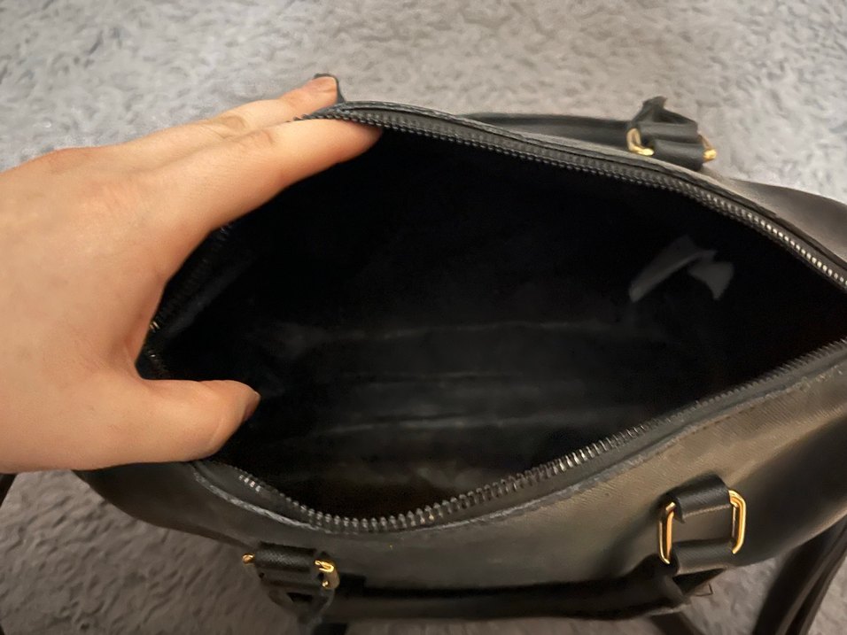 Siyah Deri Kadın Çanta Tokalı - Görsel 2