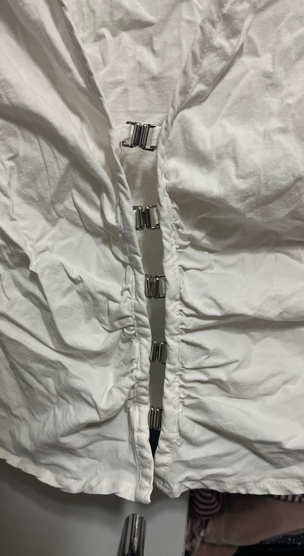 Düğmeli Beyaz Kadın Gömlek - Görsel 2