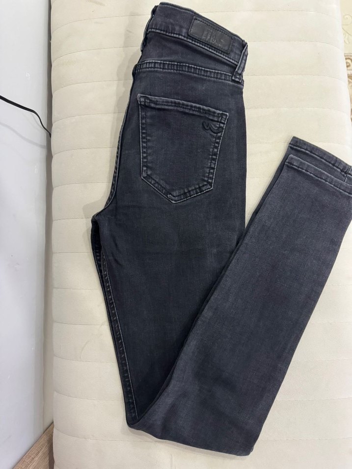 Gri Kadın Denim Dar Kesim Jean - Görsel 2