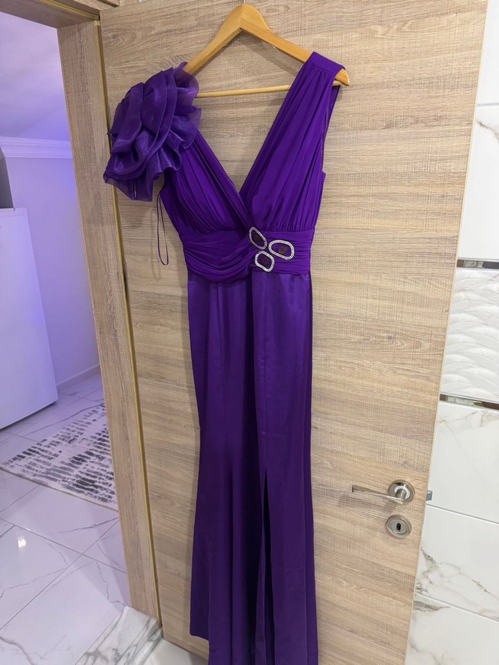Mor Drapeli V Yaka Uzun Abiye Elbise - Görsel 5