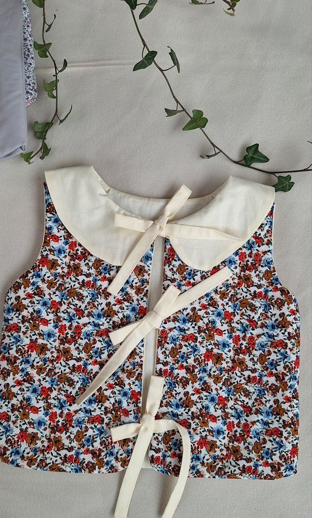 Çiçek Desenli Bohem Kız Yeleği - Görsel 3