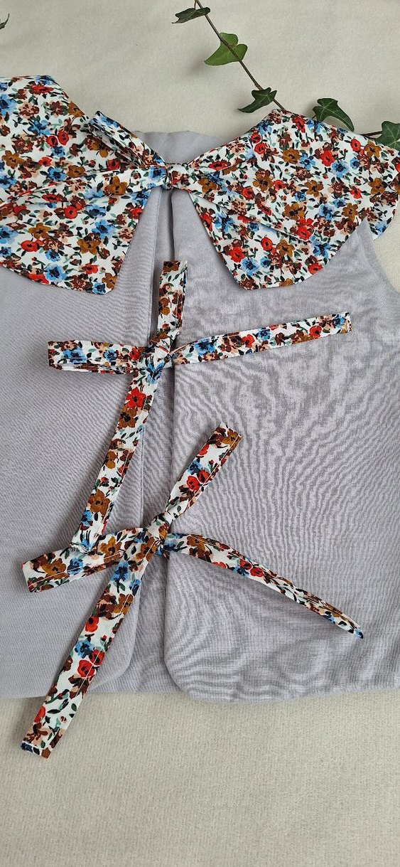 Çiçek Desenli bebek yeleği - Görsel 2