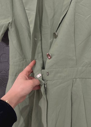 Düğmeli Yeşil Mini Kadın Tulum - Görsel 2