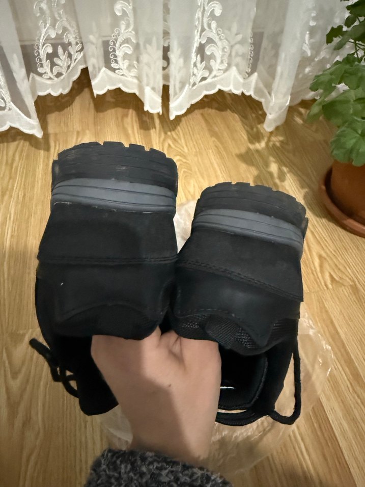 Siyah kaymaz taban erkek spor ayakkabı - Görsel 4