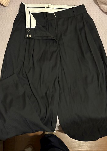 H&M Siklik Ve Rahatlik Siyah Yuksek Bel Pantolon