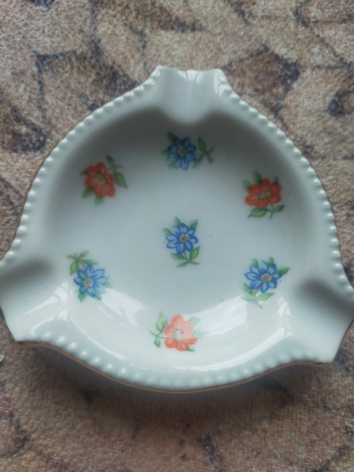 Mavi Çiçek Desenli Pastel Küllük - Görsel 3