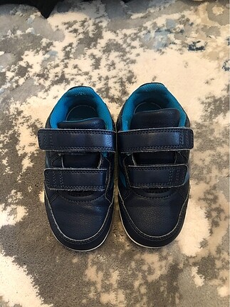 Adidas çocuk spor ayakkabı