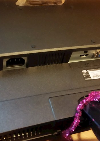 Asus VP229HE 21.5" 5 ms Full HD IPS 75 Hz Monitör - Görsel 4