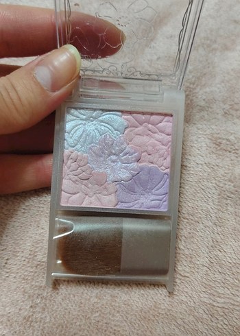 Beden Canmake Tokyo Parlak Camel Allık