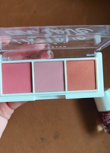 Revolution Allık Tint