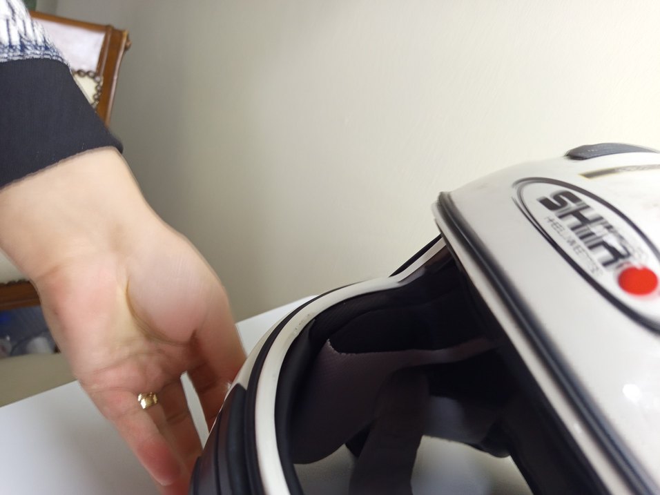 Desenli Beyaz Gri Biker Kask - Görsel 3