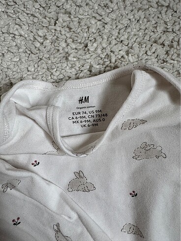 9 Ay Beden beyaz Renk H&M ikili zıbınlı takım
