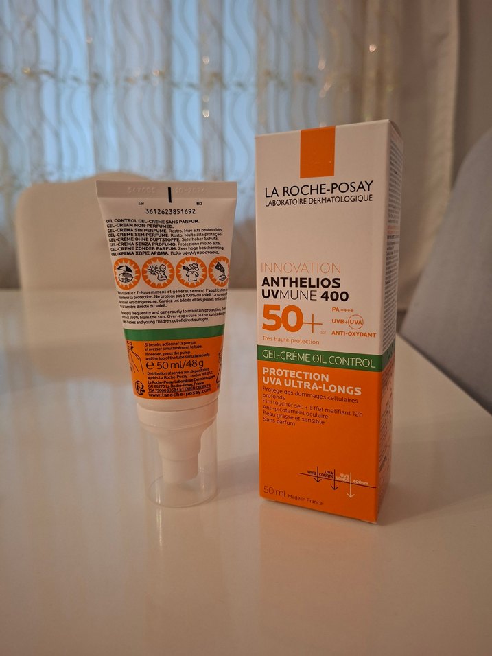 La Roche-Posay Anthelios UVMune 400 SPF 50+ Yağ Kontrol Jeli - Görsel 2