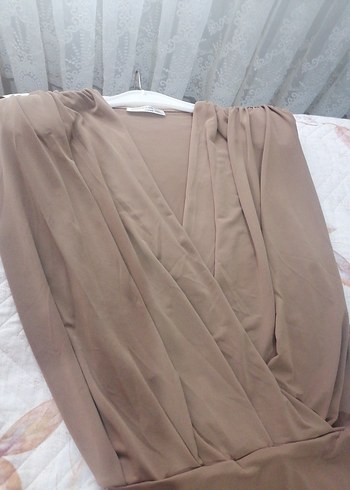 Bej Kemerli V Yaka Kolsuz Bluz - Görsel 5