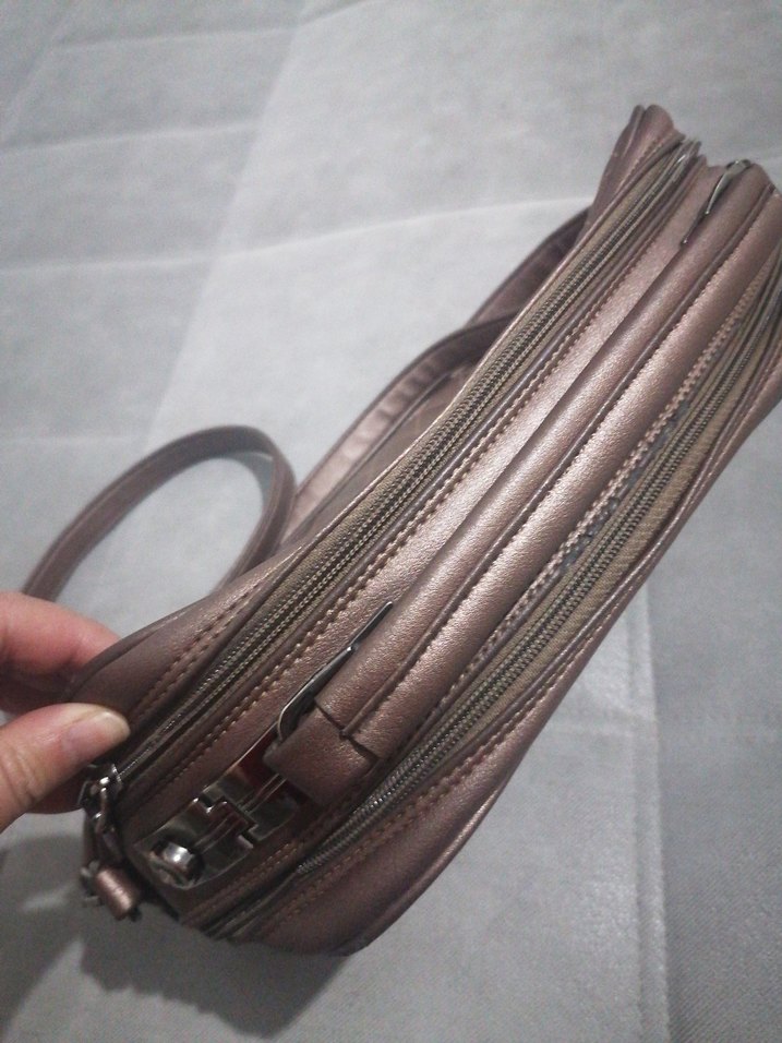 Klasik Şıklık Deri Kadın Çantası - Görsel 2