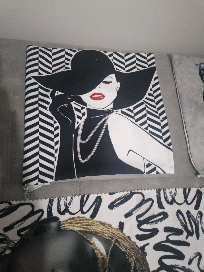 Sehba örtüsü iki tane kırlent kılıfı - Görsel 2