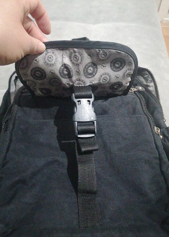 Siyah Kadın Sırt Çantası Tokalı - Görsel 3