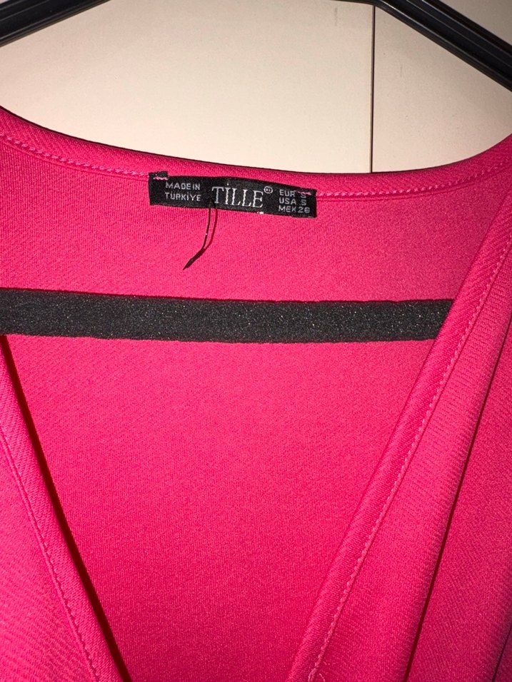 Pembe V Yakalı Kadın Tulum - Görsel 3