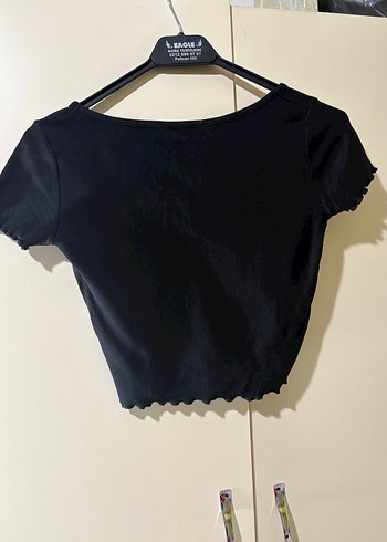 V yaka kolu fırfırlı crop - Görsel 3