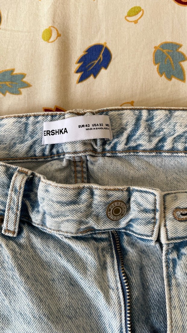 Mavi Büzgülü Rahat Kesim Erkek Kot Pantolon Bershka - Görsel 3