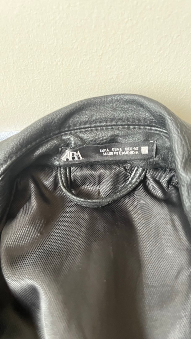 Zara Siyah Deri Biker Ceket, Fermuarlı, Notch Yaka L beden - Görsel 3