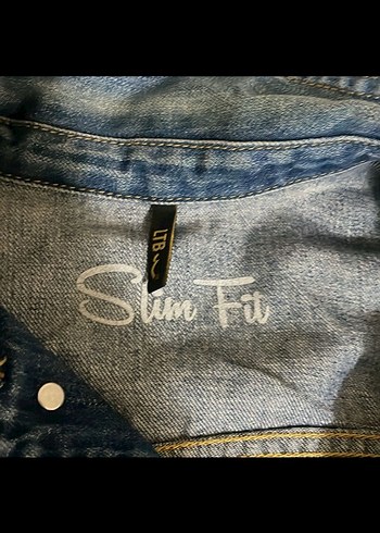 Düğmeli Denim Ceket - Görsel 3