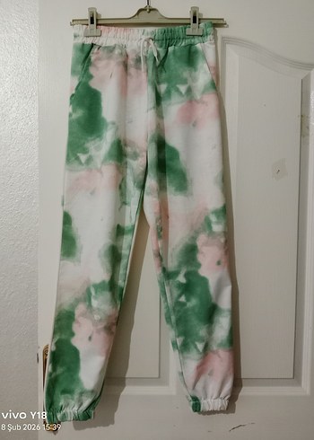 Yeşil Bağlama Desenli Dantel Detaylı Kadın Eşofman - Görsel 2