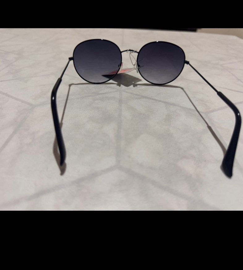 Gri Minimalist Kadın Güneş Gözlüğü - Görsel 2