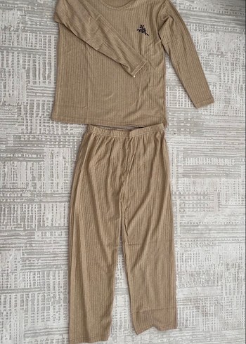 Bej Uzun Kollu Rahat Kadın Pijama Takımı - Görsel 2